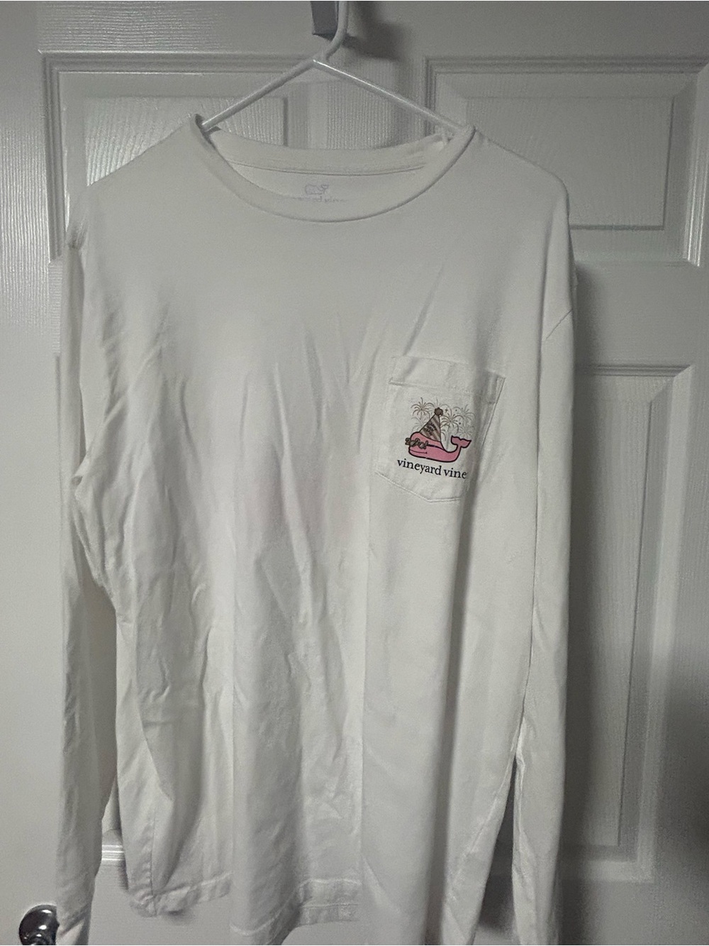 Vineyard Vines White Long-Sleeve Pocket Tee with Pink Whale